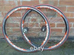 CONSITON QUEST DOUBLE FIXED TRACK WHEELS, 700 x 23 LUGANO TYRES