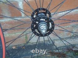 CONSITON QUEST DOUBLE FIXED TRACK WHEELS, 700 x 23 LUGANO TYRES