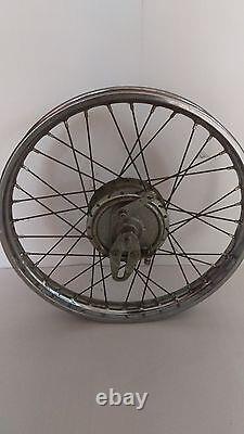 Front Wheel Rim NEW 1.5 x 16 Spokes Complete with Hub PIAGGIO