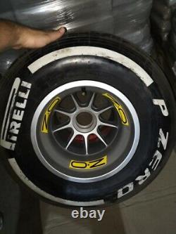 NEW Genuine Formula 1 Oz Racing Renault 13 Complete Wheel Rim Tire Slick FIA