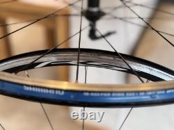 Shimano WH-RS100 Aluminium Road Wheelset 8-11 speed 700c QR Clincher