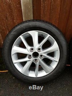 Toyota Lexus 16inch Alloy wheels complete with Good Year Winter Tyres