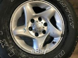 Toyota Tundra Oem Wheel Rim And Tire 265 70 16 Inch 16 2000-2004 #3