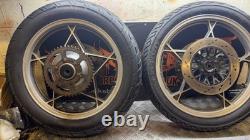 Jantes avant et arrière complètes avec pneus pour Suzuki GS 650 GS650 GTZ de 1981