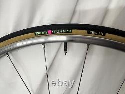 ROUE AVANT CAMPAGNOLO PROTON 24 RAYONS avec NOUVEAU Pneu Vittoria