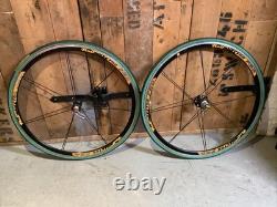 Roues complètes Retro Rolf Vector Pro, Vintage, 700c, Tubes Noirs